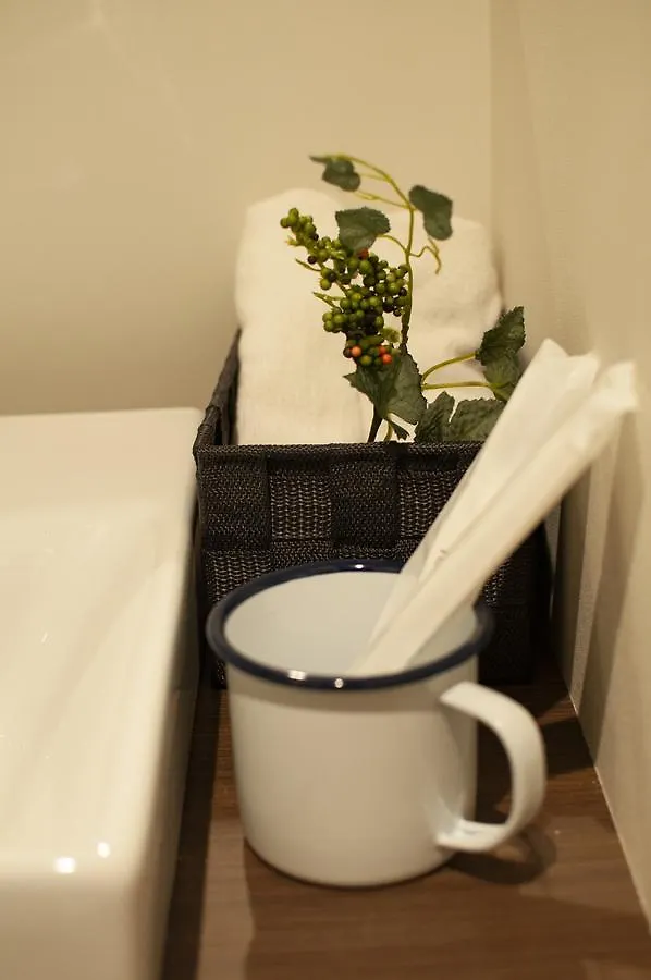 E-Stay Ebisu Osaka 2*,  Japan