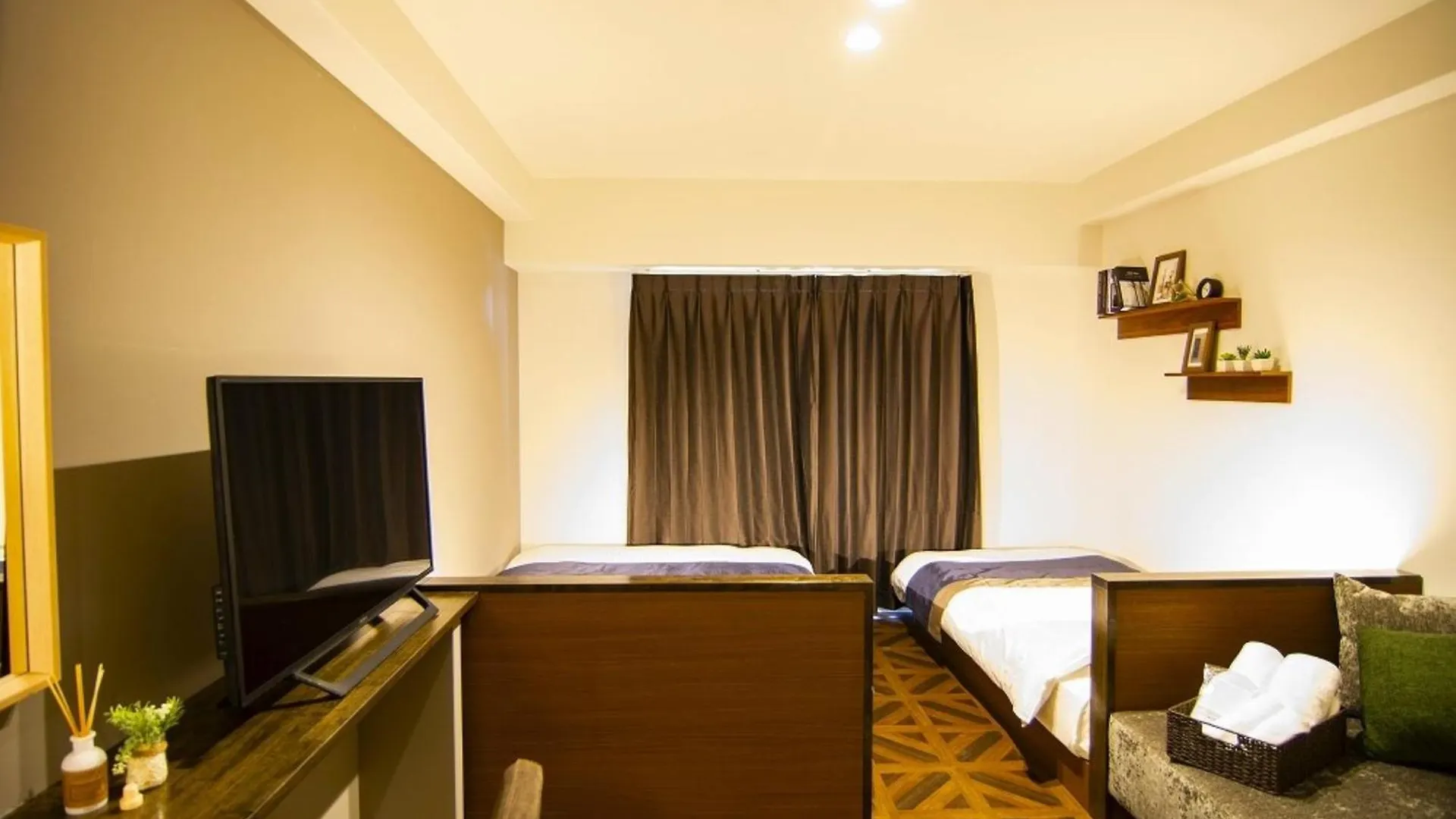 E-Stay Ebisu Osaka