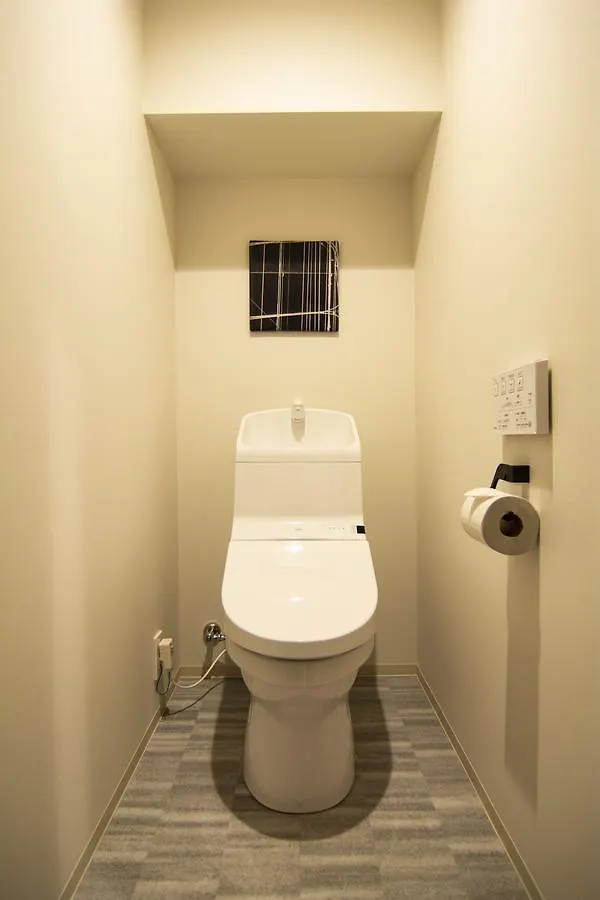 E-Stay Ebisu Osaka Apartahotel